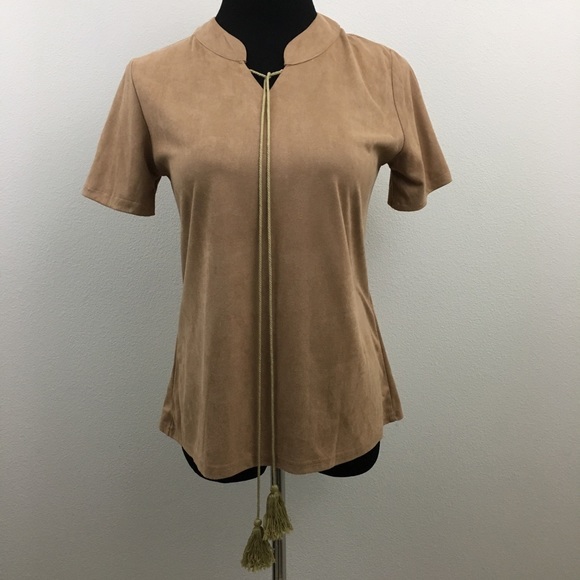 Perfect Lady Tops - 🔴 Faux Suede & Tassel Top